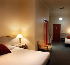 Monte Pio Motor Inn - Surfers Paradise Gold Coast 3