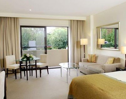The Hills Lodge Boutique - Surfers Paradise Gold Coast 0
