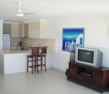 Paros On The Beach - Surfers Paradise Gold Coast 1