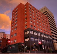 Travelodge Hotel Hobart - Surfers Paradise Gold Coast
