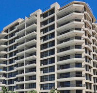 Clubb Coolum Beach - Surfers Paradise Gold Coast