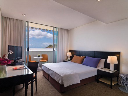 Adina Apartment Hotel Perth - Surfers Paradise Gold Coast 4