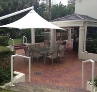 Crest Apartments - Surfers Paradise Gold Coast