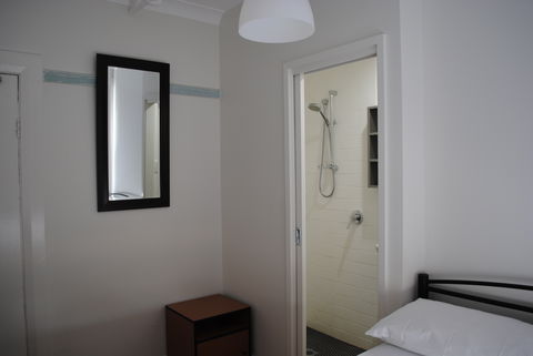 Highfield Private Hotel - Surfers Paradise Gold Coast 0
