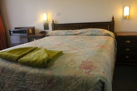 Colonial Motor Inn - Lithgow - Surfers Paradise Gold Coast 5