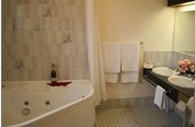 Deer Park Motor Inn - Surfers Paradise Gold Coast 3