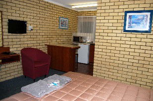 Coastal Comfort Motel - Surfers Paradise Gold Coast 4