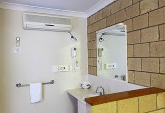 Jacaranda Country Motel - Surfers Paradise Gold Coast 3