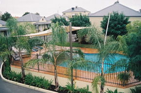 Bridges On Meninya Motel & Apartments - Surfers Paradise Gold Coast 0