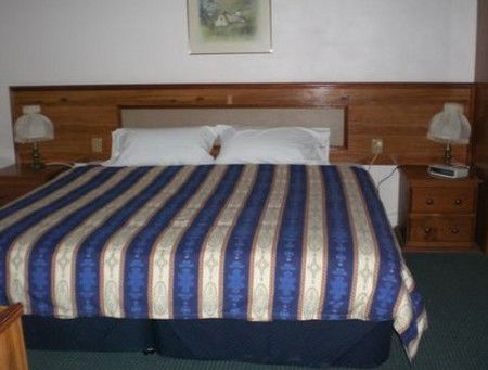 Boronia Holiday Lodge - Surfers Paradise Gold Coast 1
