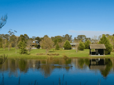 Badger Creek VIC Surfers Paradise Gold Coast