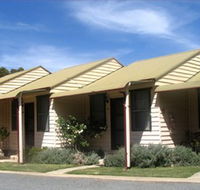 The Village Cabins - Surfers Paradise Gold Coast