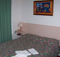 Rainbow Motel - Surfers Paradise Gold Coast