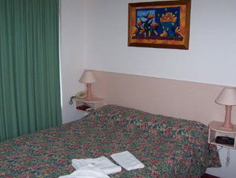 Rainbow Motel - Surfers Paradise Gold Coast 0