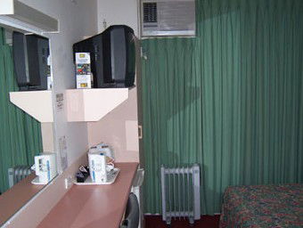 Rainbow Motel - Surfers Paradise Gold Coast 3