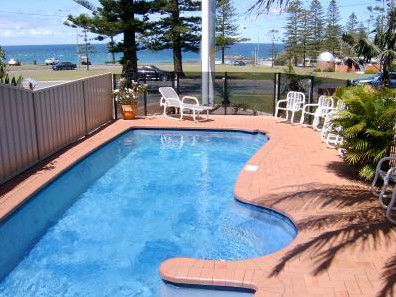 Beach House Holiday Apartments - Surfers Paradise Gold Coast 1