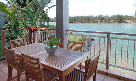 Sunrise Cove Holiday Apartments - Surfers Paradise Gold Coast 1