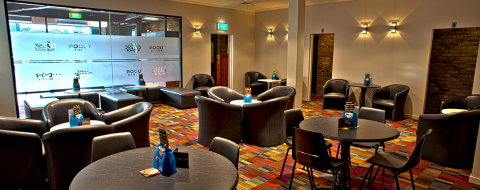 Olde Tudor Motor Inn - Surfers Paradise Gold Coast 2