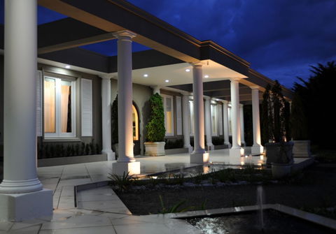 Norwood House Motel & Reception Centre - Surfers Paradise Gold Coast 1