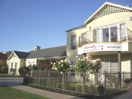Bridges On Meninya Motel & Apartments - Surfers Paradise Gold Coast 1