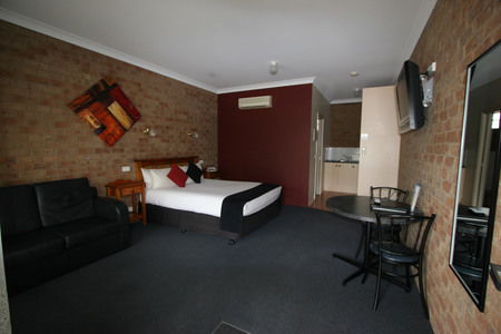 Bridges On Meninya Motel & Apartments - Surfers Paradise Gold Coast 2
