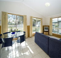 Swan Lake Holiday Park - Surfers Paradise Gold Coast