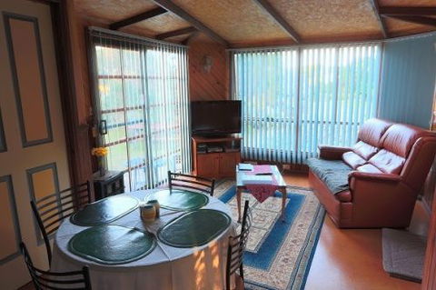 Stanley Lakeside Spa Cabins - Surfers Paradise Gold Coast 4