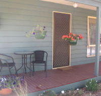 Waterfall Cottage - Surfers Paradise Gold Coast
