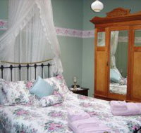 Bridge Cottages - Surfers Paradise Gold Coast