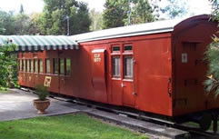 Mt Nebo Railway Carriage & Chalet - Surfers Paradise Gold Coast 1