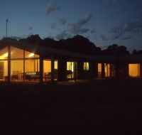 Walkerville South Accommodation - Surfers Paradise Gold Coast