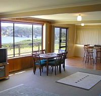 Authur River Beach House - Surfers Paradise Gold Coast