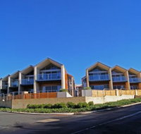Seine Bay Apartments - Surfers Paradise Gold Coast