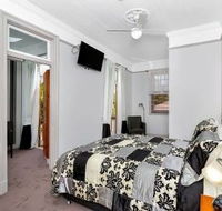 Cumquat House - Surfers Paradise Gold Coast