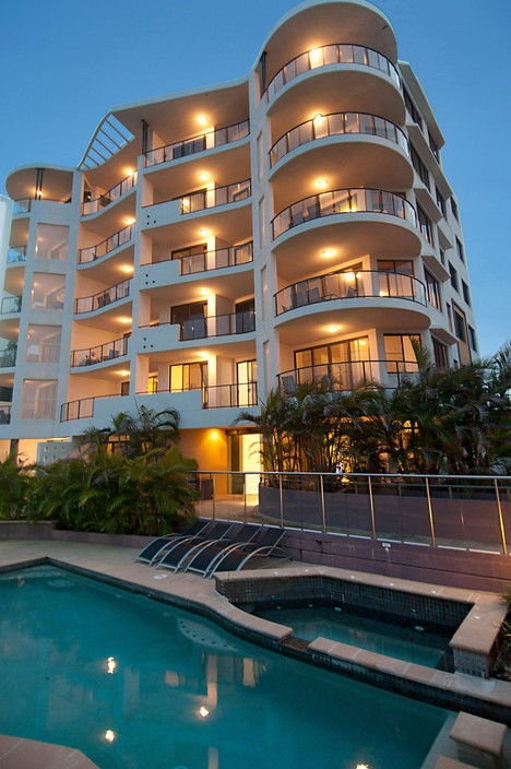 Meridian Alex Beach Apartments - Surfers Paradise Gold Coast 9
