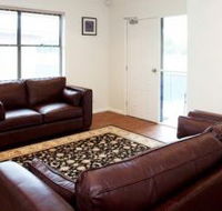 Executive Oasis Narribri Serviced Apartments - Surfers Paradise Gold Coast