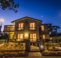One of a Kind Apartments - Surfers Paradise Gold Coast
