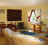 Euroka Homestead And Farm Cottage - Surfers Paradise Gold Coast