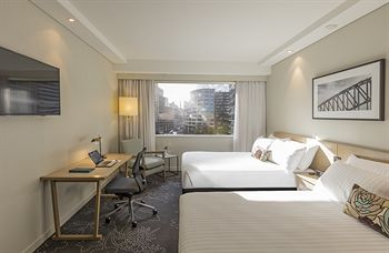PARKROYAL Darling Harbour, Sydney - Surfers Paradise Gold Coast 12