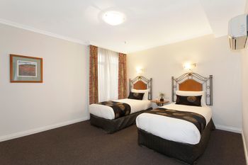 Melbourne Metropole Central - Surfers Paradise Gold Coast 10