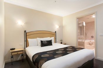 Melbourne Metropole Central - Surfers Paradise Gold Coast 11