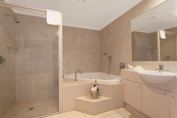Melbourne Metropole Central - Surfers Paradise Gold Coast 15