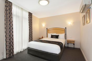 Melbourne Metropole Central - Surfers Paradise Gold Coast 21