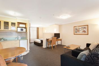 Melbourne Metropole Central - Surfers Paradise Gold Coast 24
