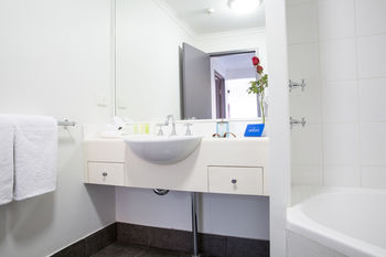 Adara Hotels Apartments - Surfers Paradise Gold Coast 8