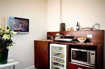 Amora Riverwalk Melbourne - Surfers Paradise Gold Coast 17