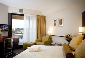 Amora Riverwalk Melbourne - Surfers Paradise Gold Coast 33