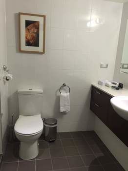 Amora Riverwalk Melbourne - Surfers Paradise Gold Coast 45