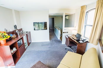 Amora Riverwalk Melbourne - Surfers Paradise Gold Coast 63