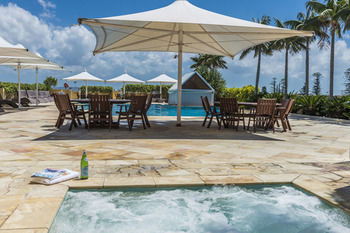 Oaks Waterfront Resort - The Entrance - Surfers Paradise Gold Coast 47